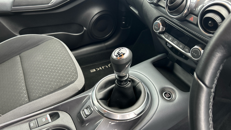 Nissan Juke 1.0 DiG-T 114 N-Connecta 5dr Petrol Hatchback